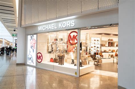 Shops with MICHAEL MICHAEL KORS in Enschede title